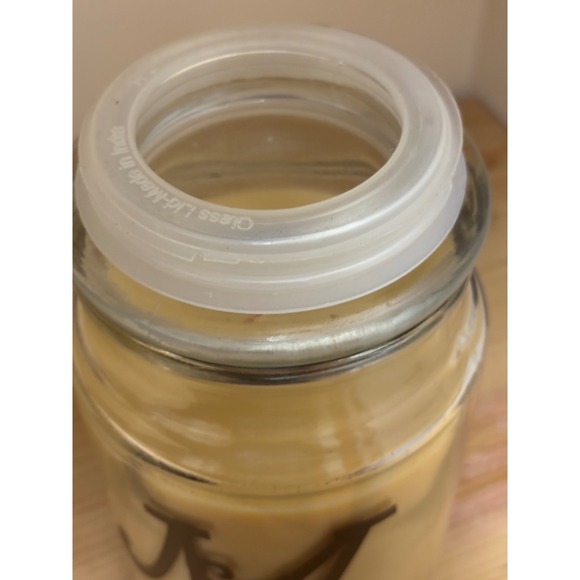 Candle Lite Warm White Sands Scented Jar Candle Monogram Letter M 18 Oz New‎ - Picture 3 of 5